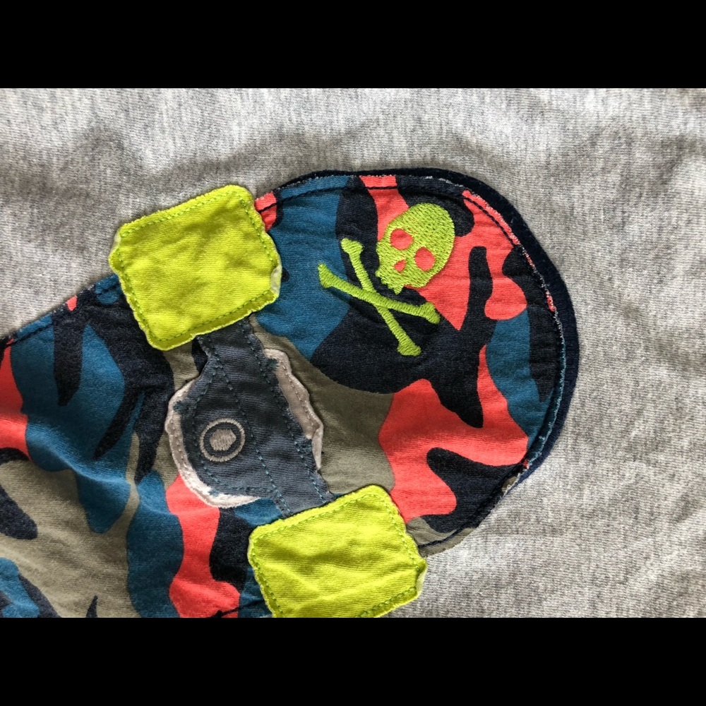 Boden appliqué T-shirt